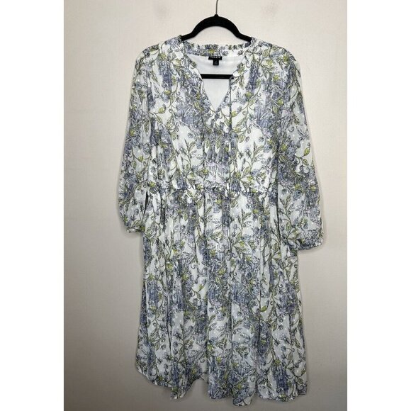 Torrid Mini Clip Dot Front Keyhole Dress White Long Sleeve Size 2 - Picture 1 of 9